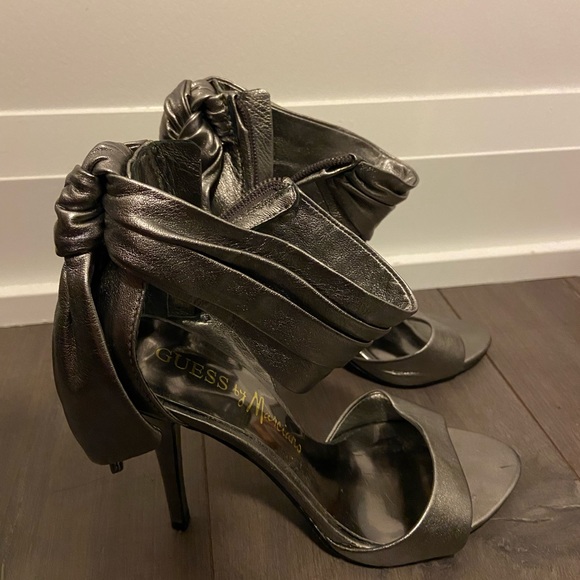 Guess by Marciano dark silver high heels - Picture 2 of 3
